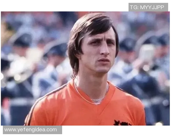 足球场上的14号传奇球员盘点与背后故事揭秘